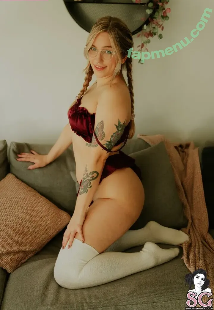 CharlieWebb nude photo #0107 (CharlotteWebb / CwebbySG / anyuser)