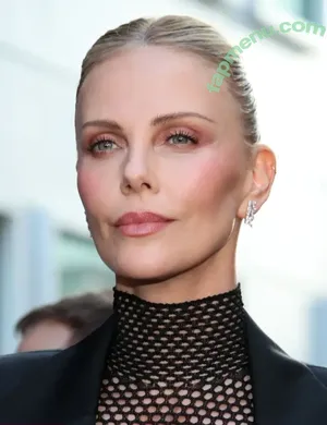 Charlize Theron / CharlizeAfrica nude photo #1039
