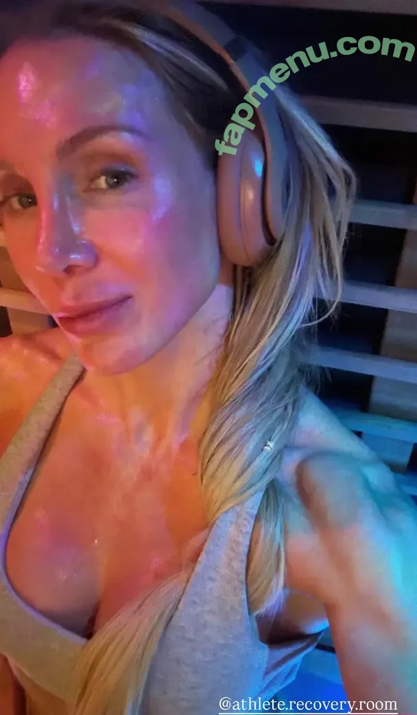 Charlotte Flair nude photo #0989 (WWE / charlottewwe)