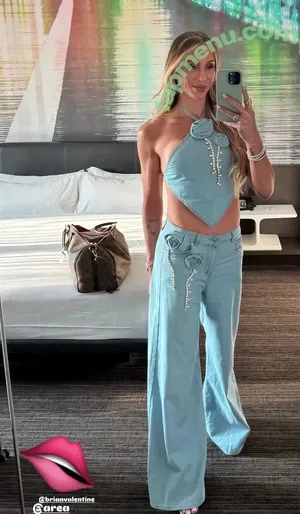 Charlotte Flair / WWE / charlottewwe nude photo #1177