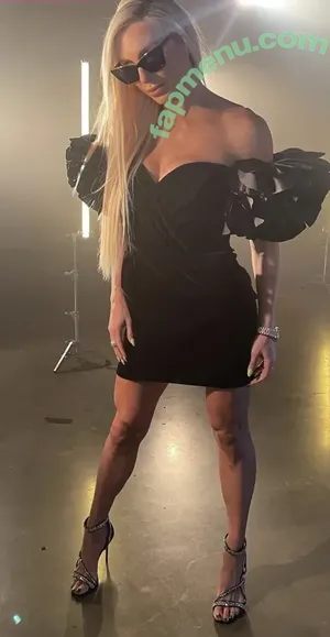 Charlotte Flair / WWE / charlottewwe nude photo #1206