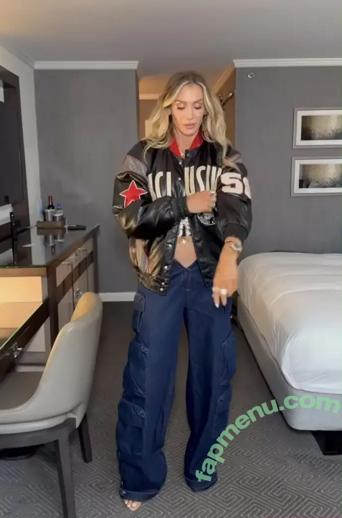 Charlotte Flair nude photo #1153 (WWE / charlottewwe)