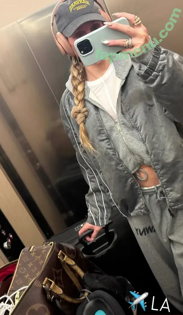 Charlotte Flair nude photo #1292 (WWE / charlottewwe)