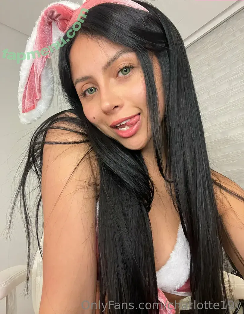 charlotte19y nude photo #0283 (charlotte19y)