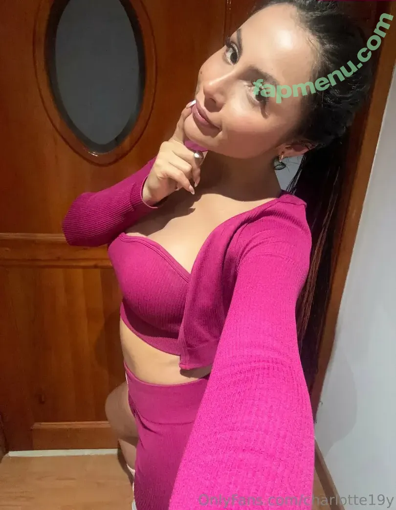 charlotte19y nude photo #0560 (charlotte19y)