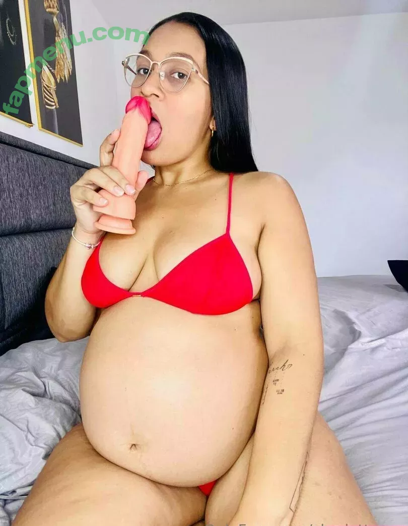charlottepre nude photo #0126 (charlotteprepa)