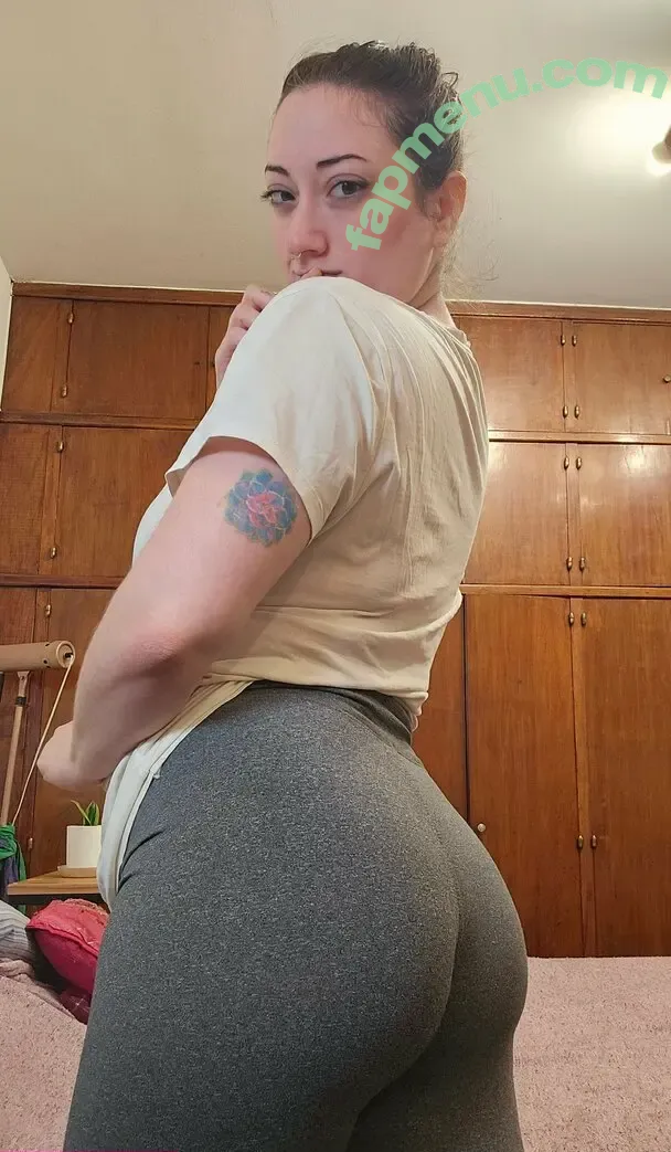 charmedmollytha nude photo #0030 (charmed.mollytha)