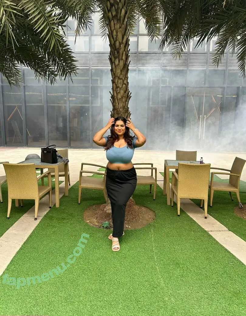 Charu Sharma nude photo #0043 ( / Charu S / Charushamra0801 / charusharma0108)