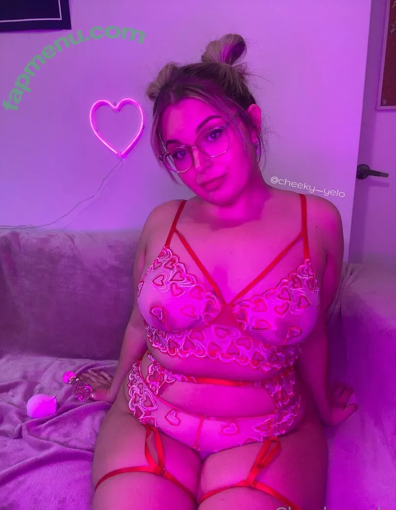 cheeky_yelofree nude photo #0027 (cheekyreelss)