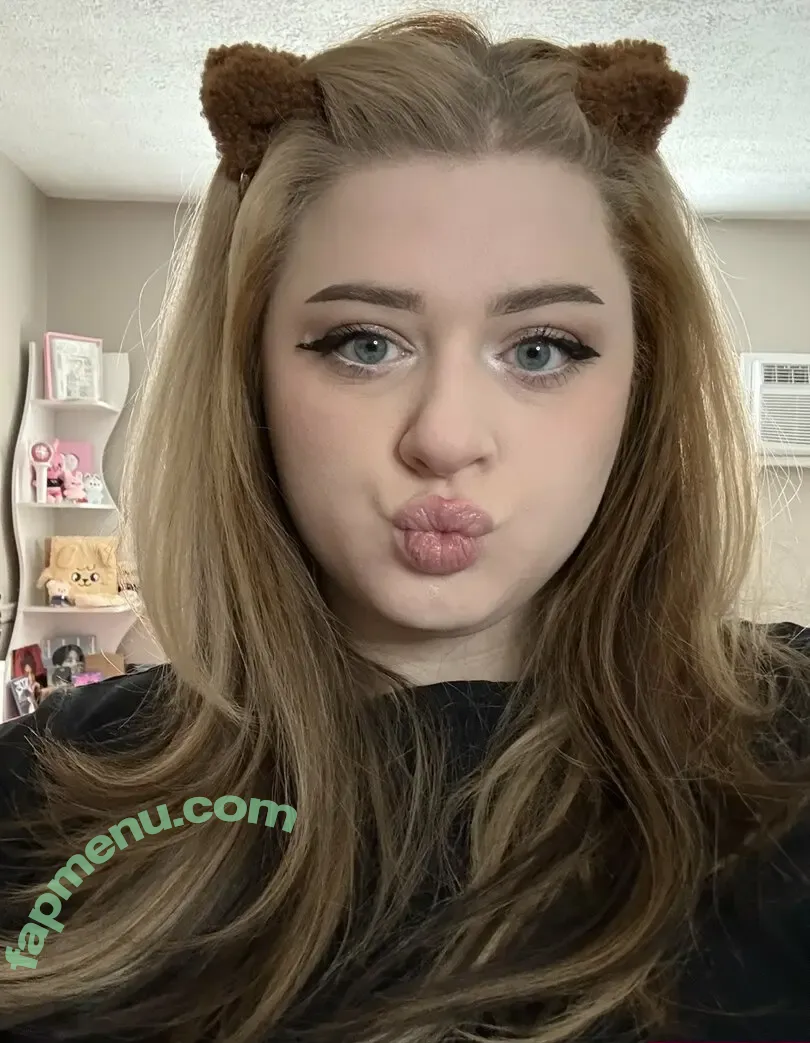 CheersItsKatie nude photo #0002 (adoreseungminn)