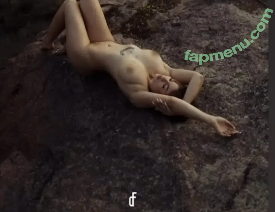 Chelly.fehse nude photo #0017 (Chelly.fehse)