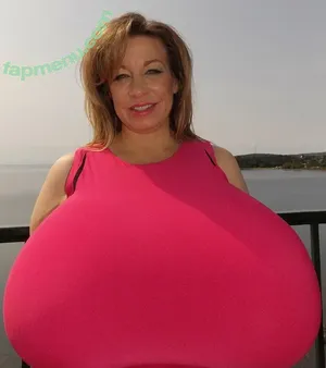 Chelsea Charms / chelsea_charms_ nude photo #4345