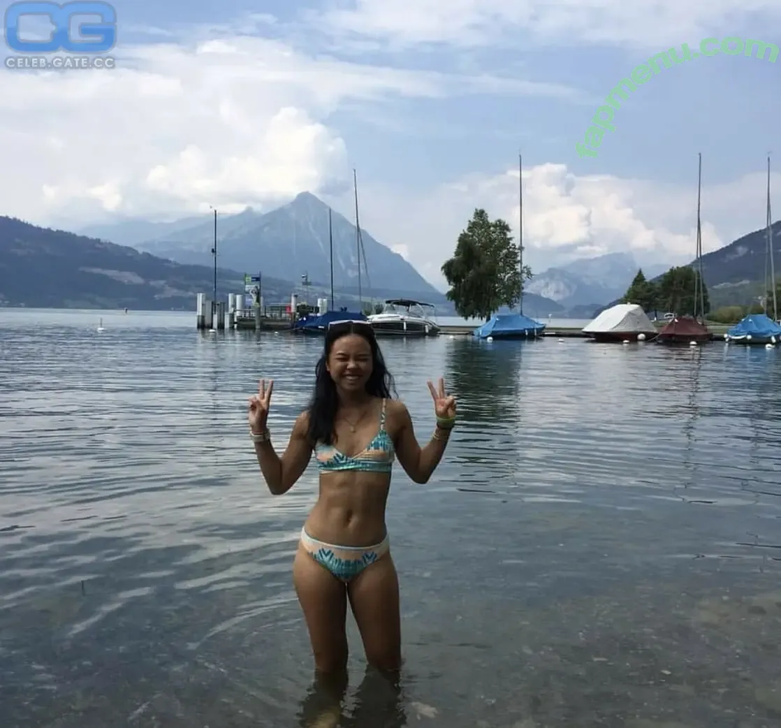 Chelsea Clark nude photo #0002 (Chelsea Clark)