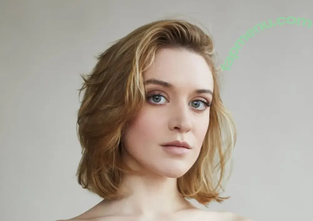 Chelsea Frei nude photo #0020 (Chelsea Frei)