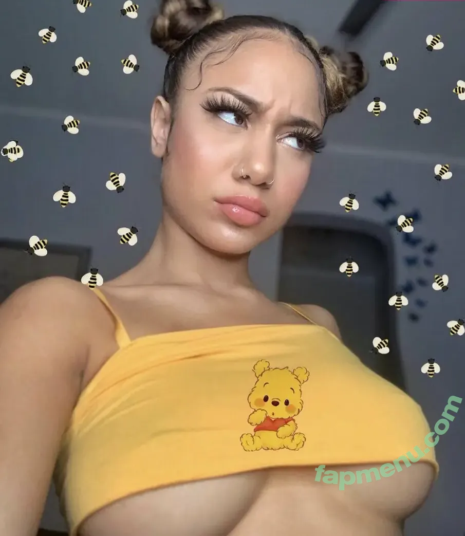 chelsea13k nude photo #0029 (baby-gold / chelsea mendoza / goldtouch13 / luckyyouth22)