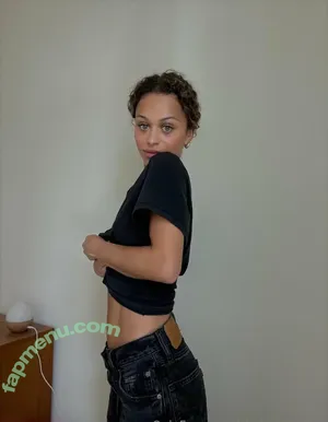 chelseakaplan / bustakaplan nude photo #0077