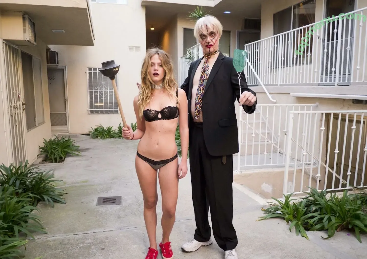 chelseaschuchman nude photo #0010 (chelseaschuchman)