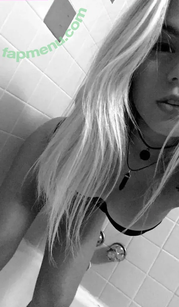 Chelseavundaland nude photo #0091 (Lilherblover / Thegnarlybarbie)