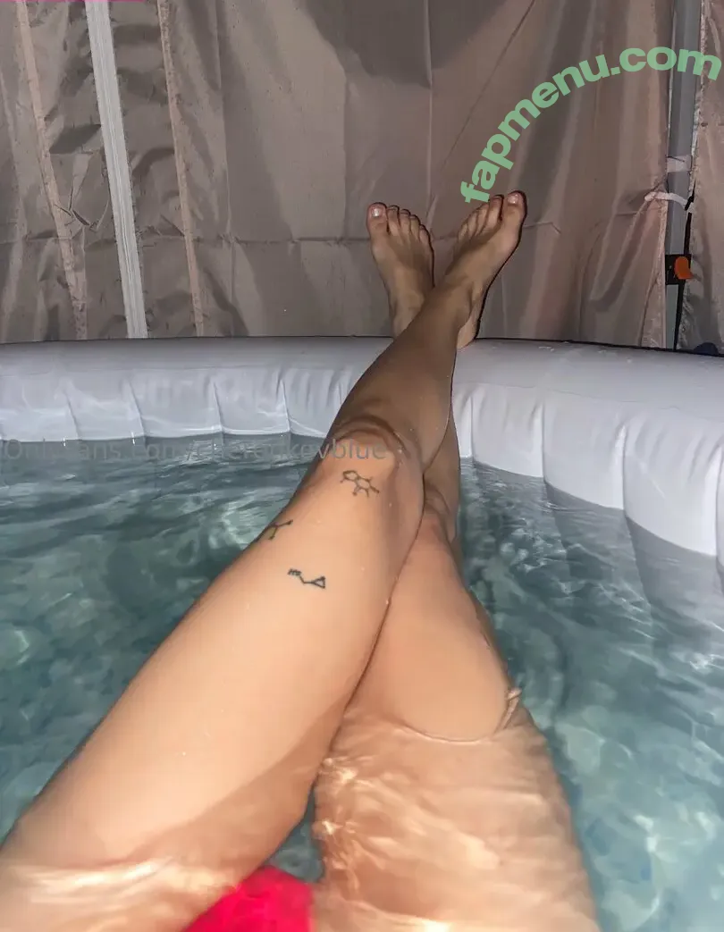 cherenkovblue nude photo #0075 (cherenkovblue)