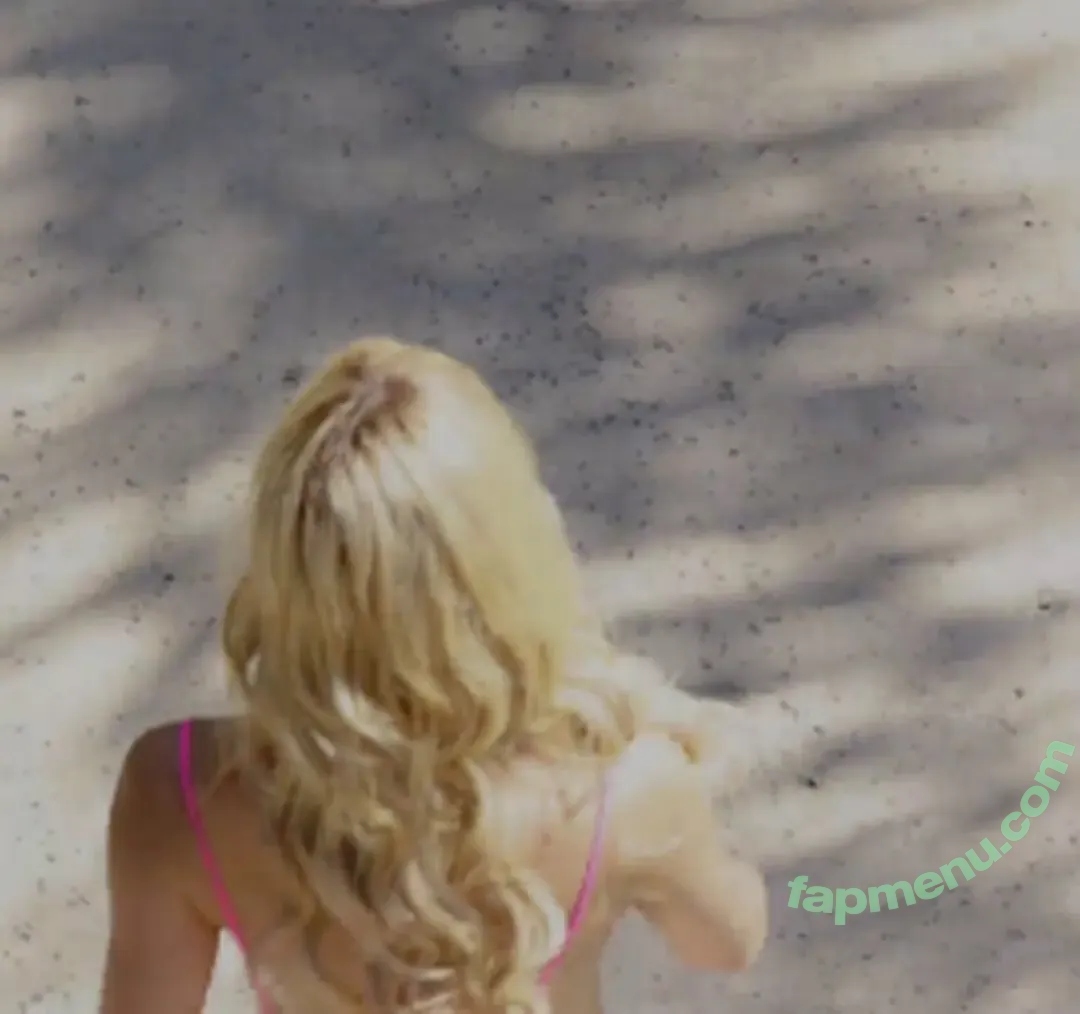Cherie Deville nude photo #0001 (cheriedeville / cheriedevillexo)
