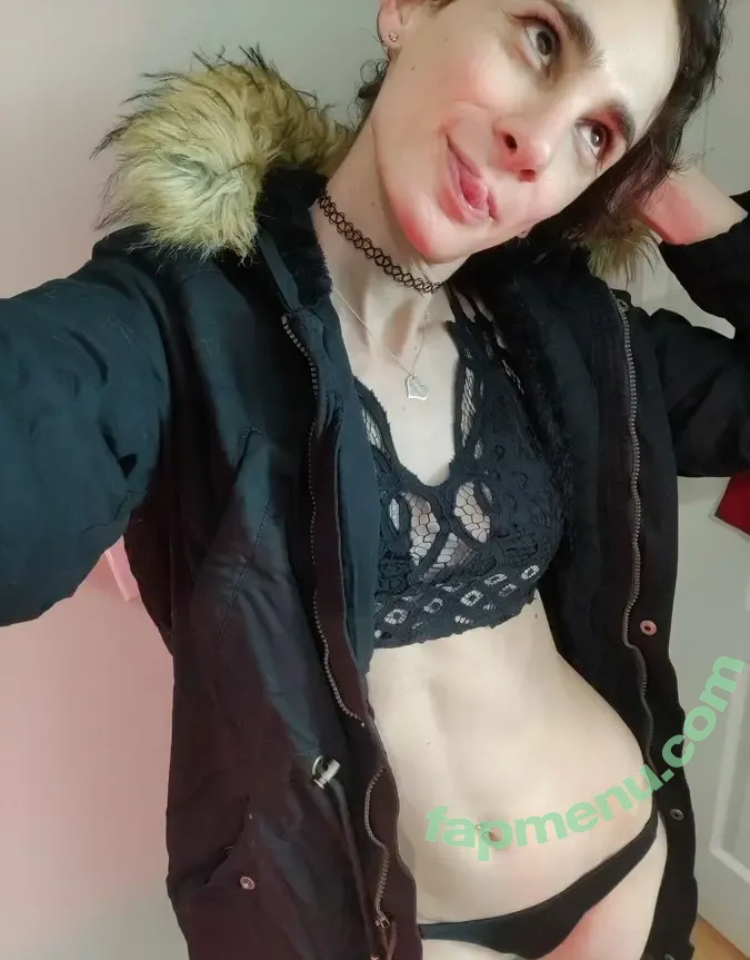 Cherry Sapphire nude photo #0006 (csapphire69 / imaskankypirate)