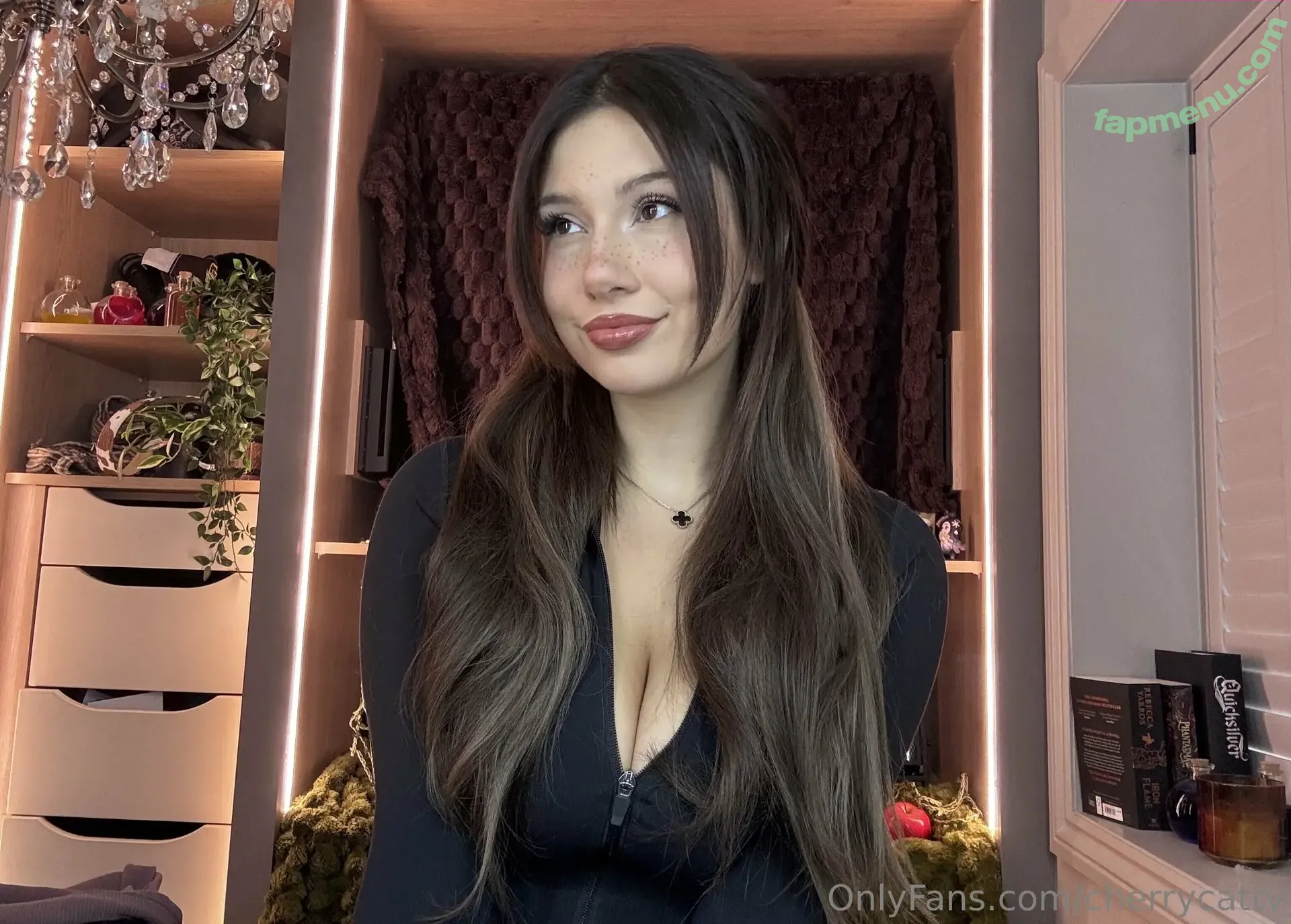 cherrycattv nude photo #0004 (cherrycatreelsxo)