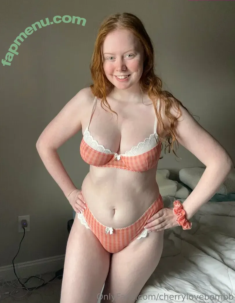 Cherrylovebombb nude photo #1593 (cherrylovebombx)