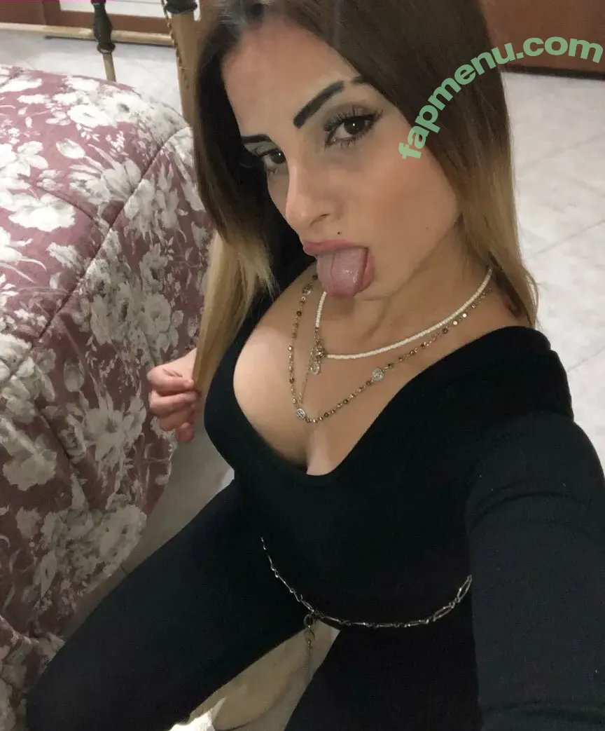 Chiara Farina nude photo #0001 (chiarafarina_00 / chiarafarina_official)