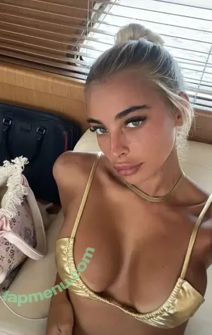  nude photo #0002