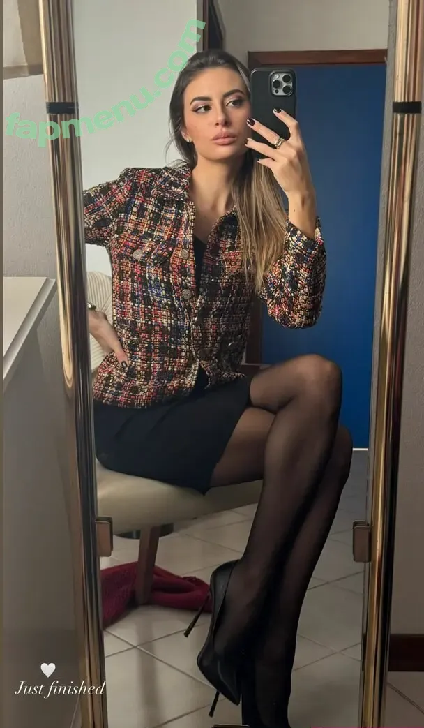 Chiara Stile nude photo #0056 (chiara_posi / chiarastile)