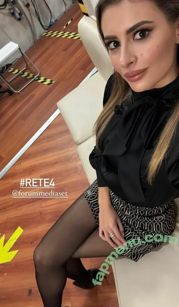 Chiara Stile nude photo #0071 (chiara_posi / chiarastile)