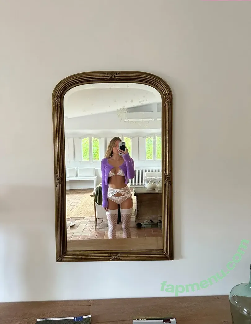 chillwithkira nude photo #0057 (Kiraaishere / chill_withkira / thelawofattraction)