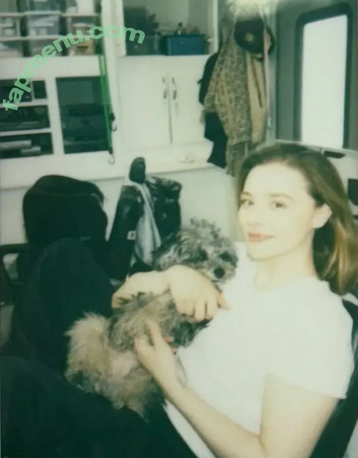Chloë Grace Moretz nude photo #1378 (chloegmoretz)