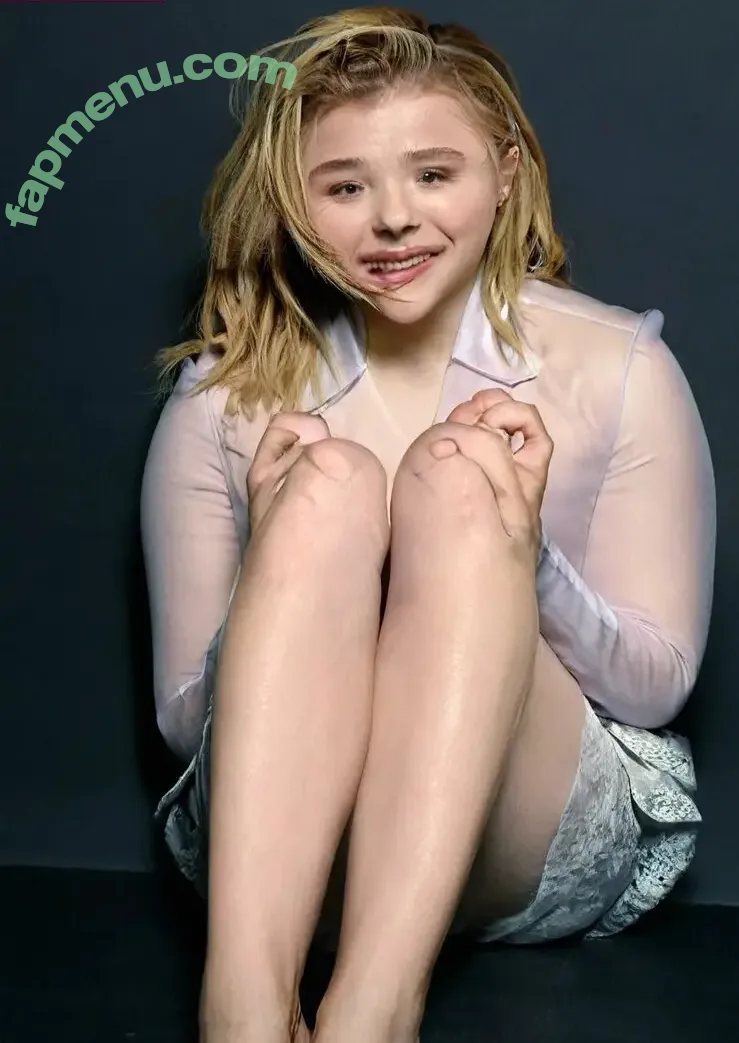 Chloë Grace Moretz nude photo #1388 (chloegmoretz)