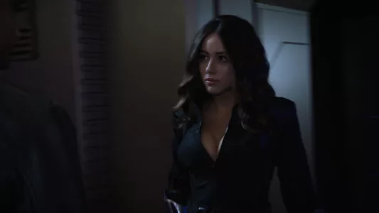 Chloe Bennet / chloebennet nude photo #0035