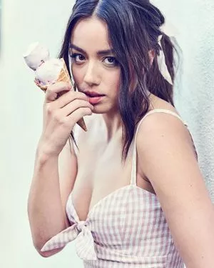 Chloe Bennet / chloebennet nude photo #0040