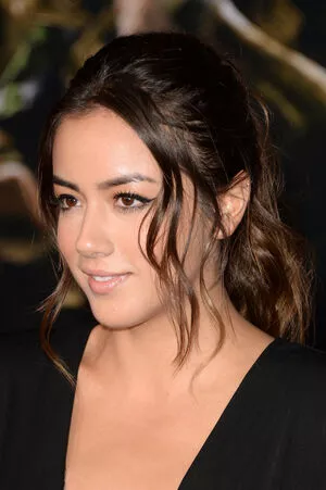Chloe Bennet / chloebennet nude photo #0150