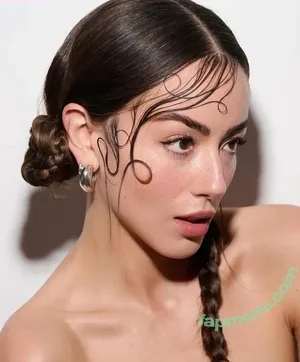 Chloe Bennet / chloebennet nude photo #0854