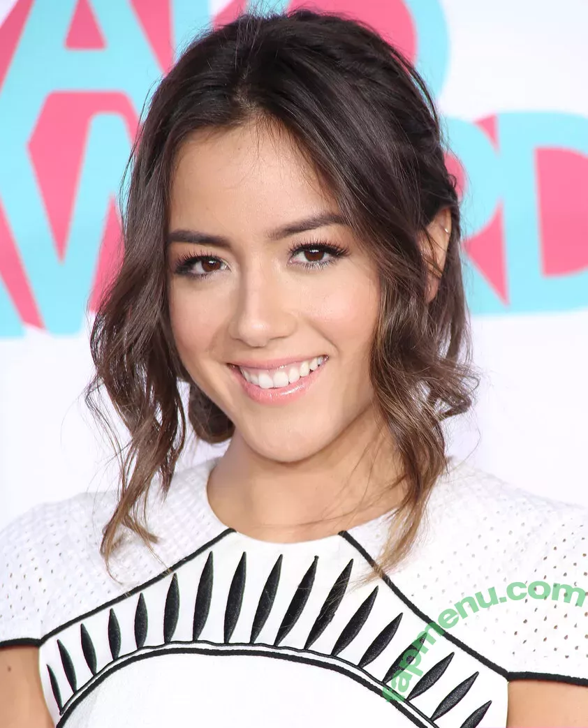 Chloe Bennet nude photo #0138 (chloebennet)
