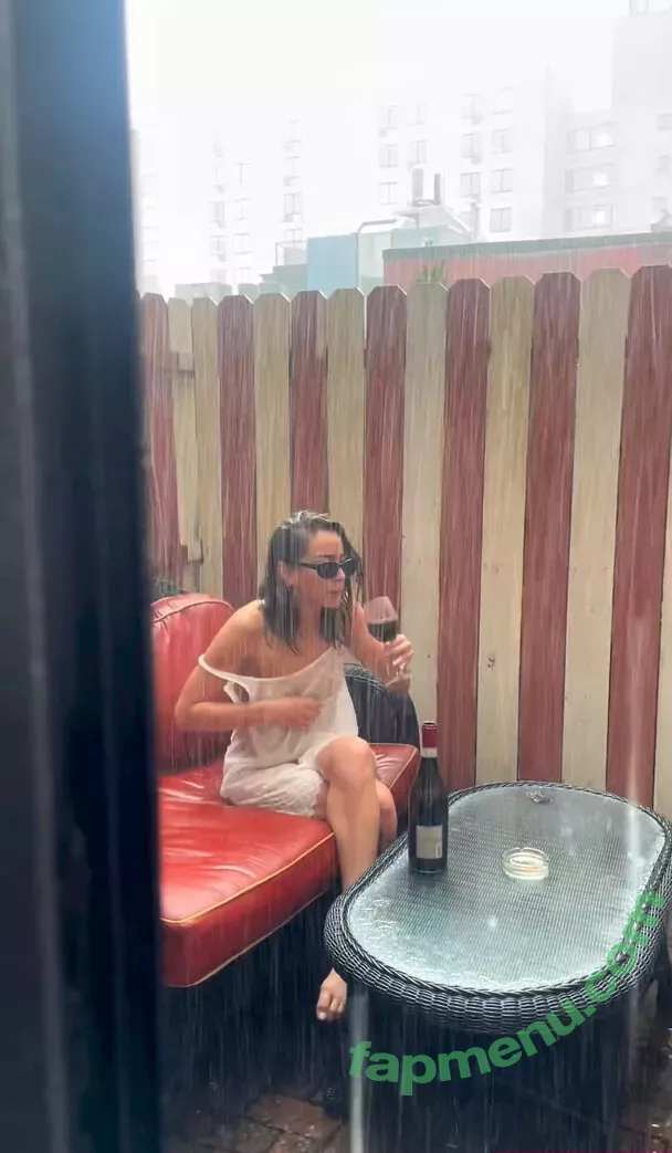Chloe Bennet nude photo #0422 (chloebennet)