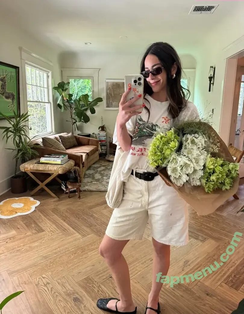 Chloe Bennet nude photo #0834 (chloebennet)