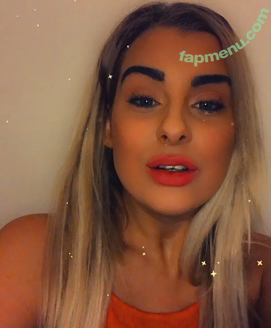 Chloe Joanne Carter nude photo #0036 (chloecarterxoxo / chloejoannecarter22x)