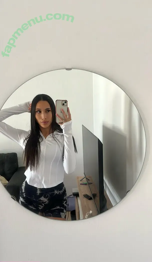 chloe_latinbaby nude photo #0002 (chloe_lattuca)
