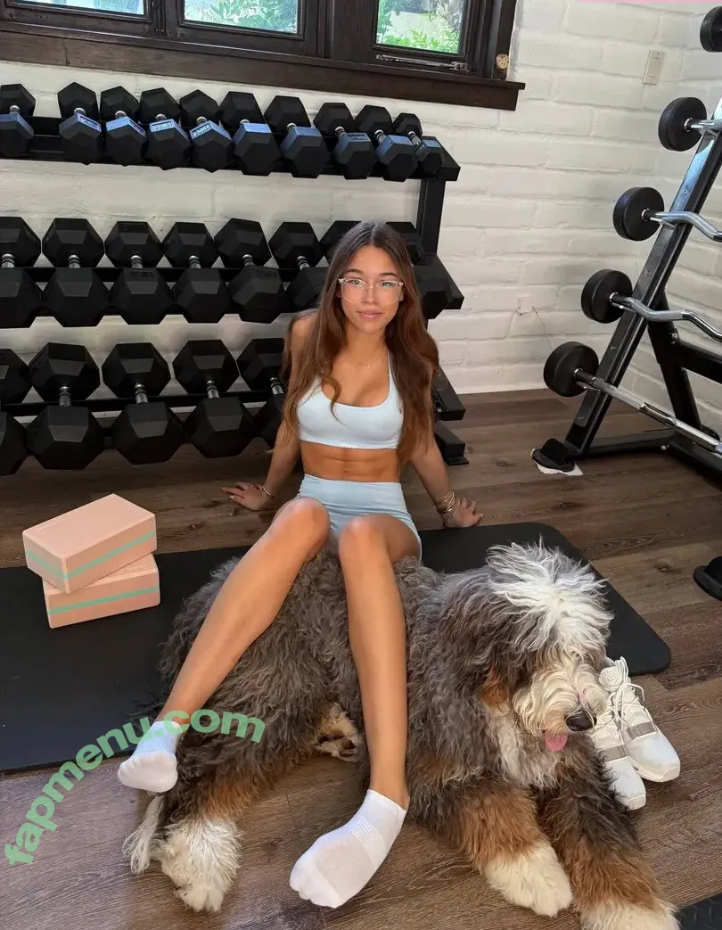 Chloe Parker nude photo #0010 (Chloe Parker)