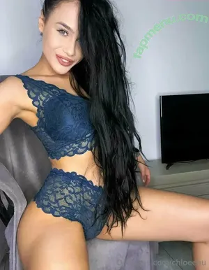 chloeebu / chloebbbb nude photo #0007