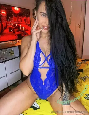 chloeebu / chloebbbb nude photo #0020