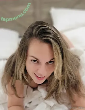 chloemaefree / petitechloe_mae nude photo #0093