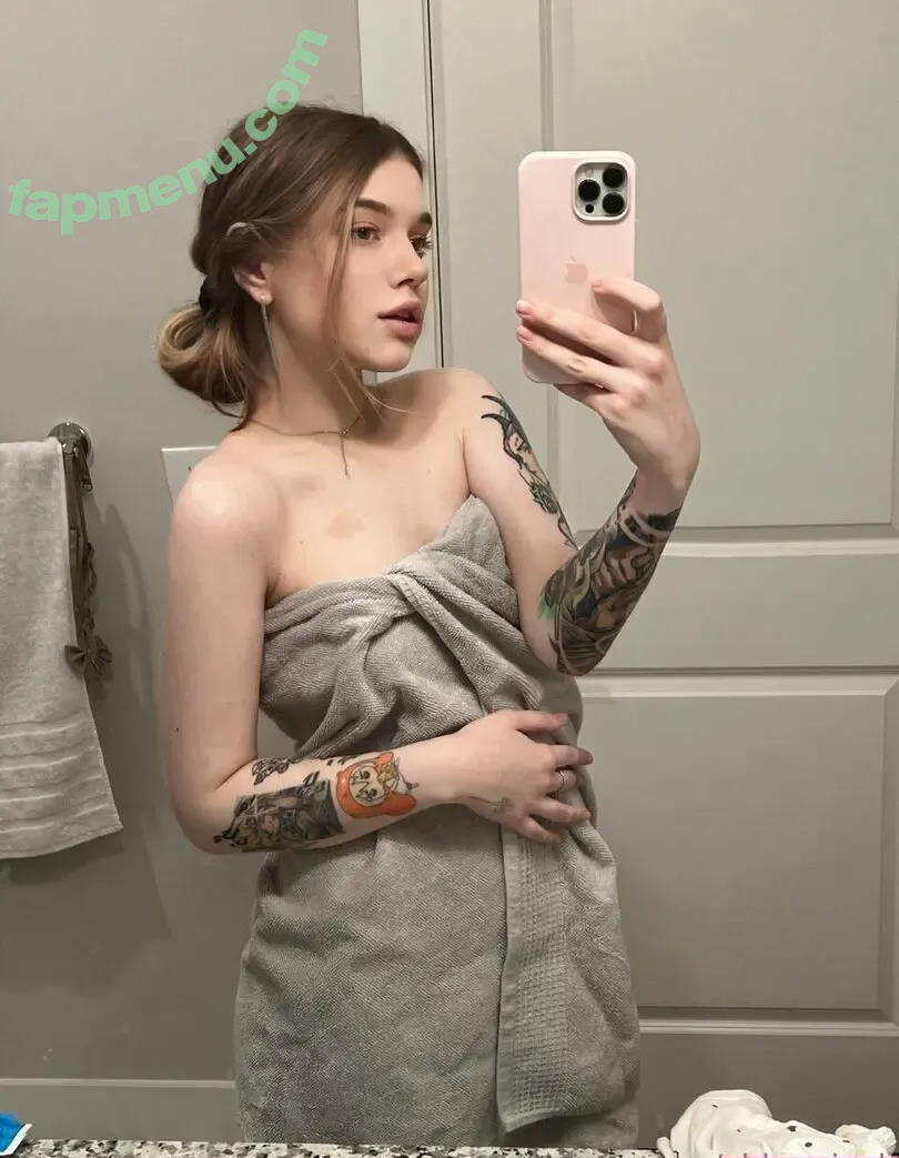 chloepixel nude photo #0010 (chloegam3r)