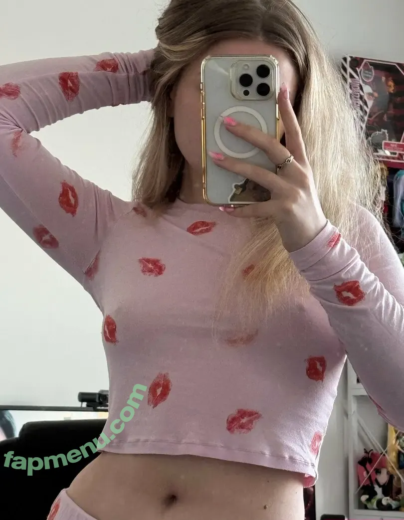 chloepixel nude photo #0044 (chloegam3r)