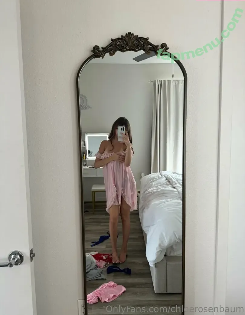 chloerosenbaum nude photo #0017 (chloerosenbaum)